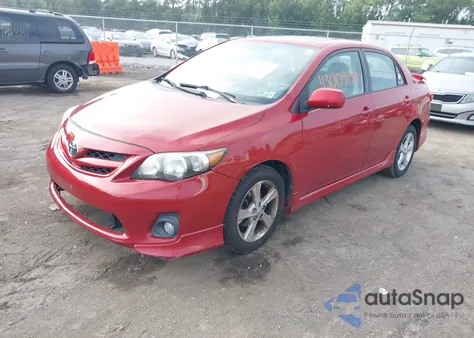 2011 Toyota Corolla S z USA, uszkodzony, nr VIN 2T1BU4EE6BC683758
